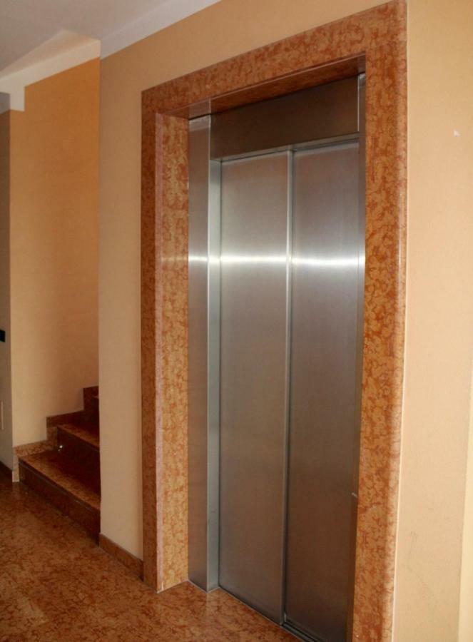 Apartamento Charming Rímini Exterior foto