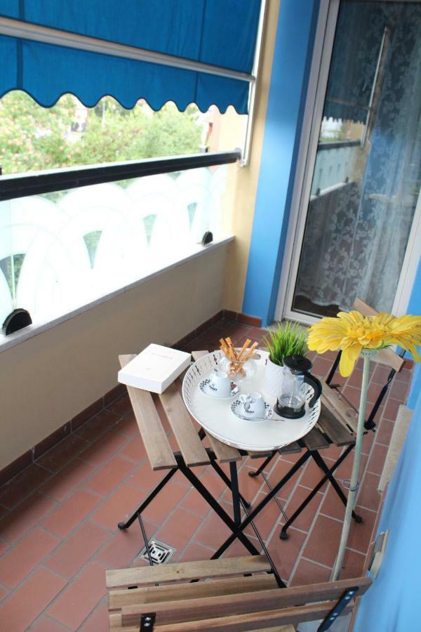 Apartamento Charming Rímini Exterior foto