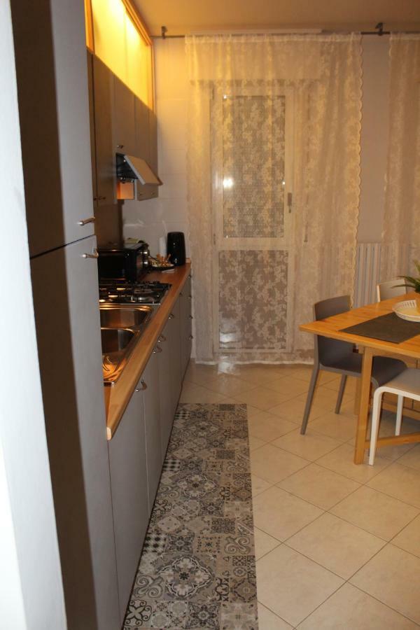 Apartamento Charming Rímini Exterior foto